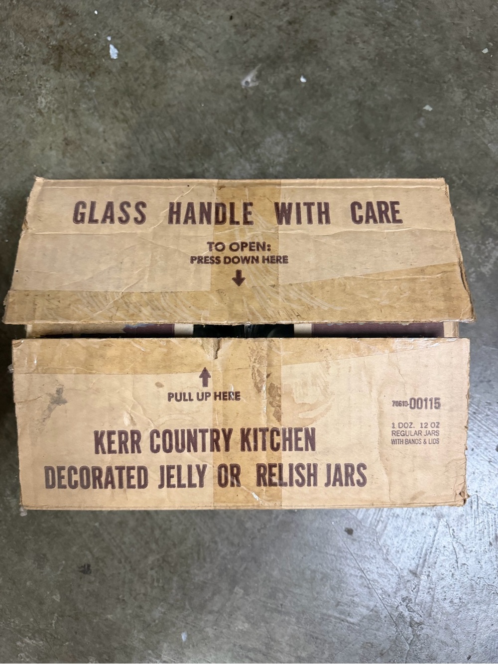 Vintage Kerr Decorated Jam & Jelly Jars Lot of 12 12 oz Embossed Glass No Lids - Picture 5 of 7